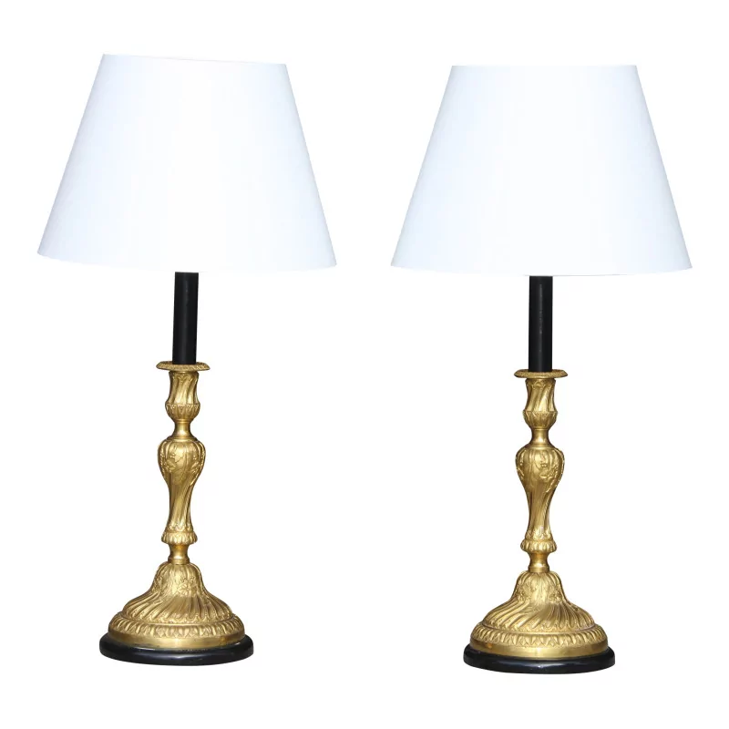 Pair of gilt bronze candlesticks, transformed into a pair of … - Moinat - Table lamps