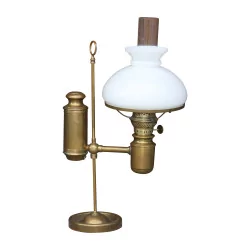 Lampe quinquet en laiton à pétrole, électrifié, inscription “ …