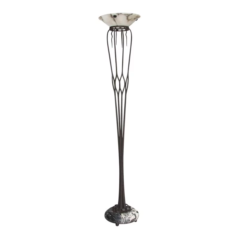Lampadaire Art-déco avec piétement en fer forgé et socle en marbre noir et blanc - Moinat - Lampadaires (au sol)