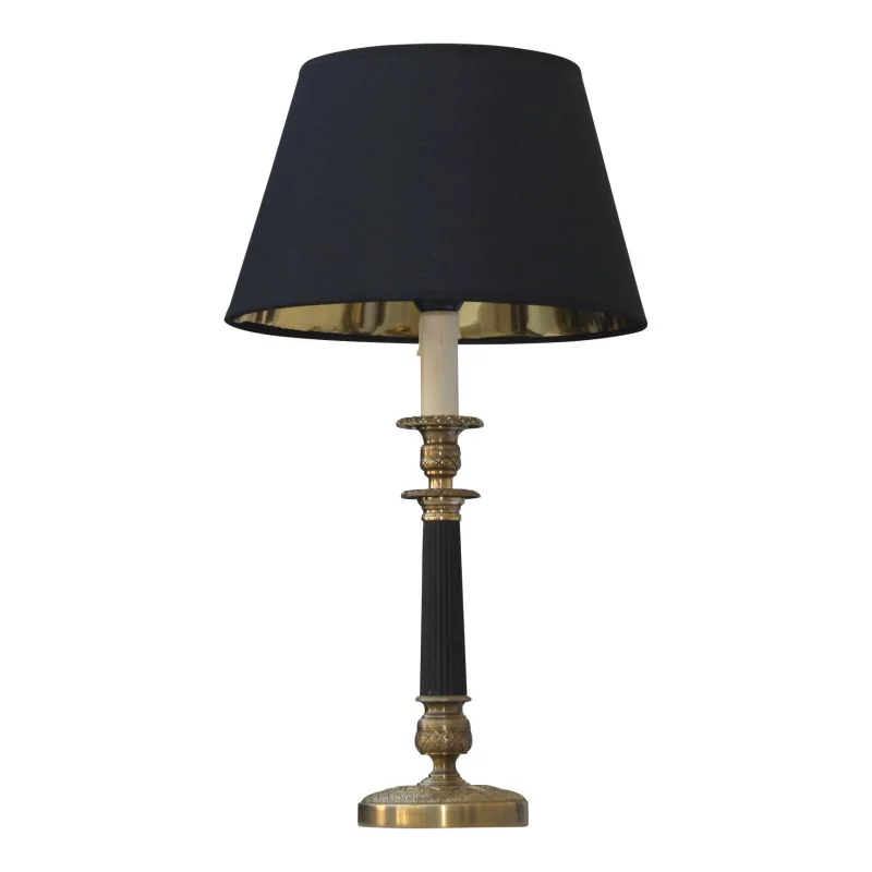 Lampe en bronze avec ornement et abat-jour noir et intérieur … - Moinat - Lampes de table