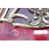 Pendule, cartel de style Louis XV en bois rouge avec décor - Moinat - Pendules murales