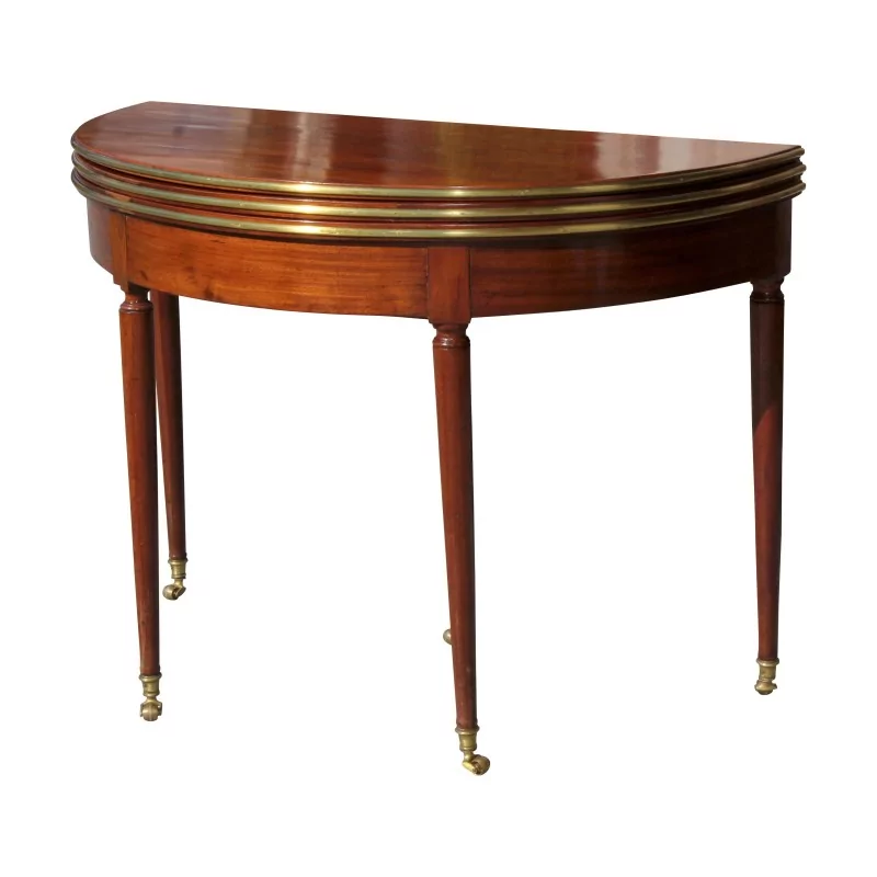 Halbmondtisch im Louis XVI-Stil aus Mahagoni, 3 Platten, davon 1 mit grünem Samt bezogen - Moinat - Tables à jeux, Tables d échangeur Halbmondtisch im Louis XVI-Stil aus Mahagoni, 3 Platten, davon 1 mit grünem Samt bezogen - Moinat - Tables à jeux, Tables d échangeur