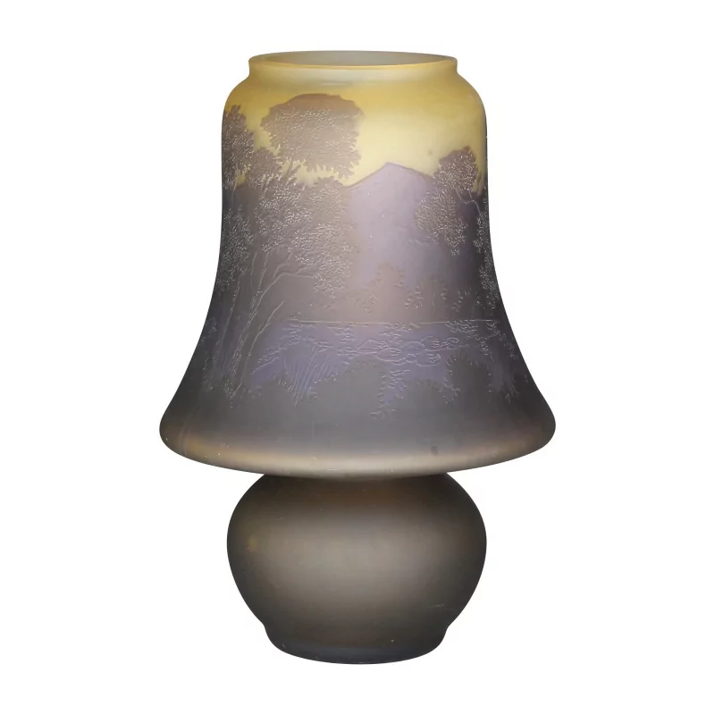 Lampe en pâte de verre dans le goût de Gallé. 20ème siècle - Moinat - Boites, Urnes, Vases
