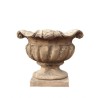 Vase "Corolle" en concassé de pierre naturelle, moulé et - Moinat - Urnes, Vases