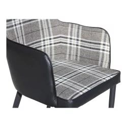 Sessel mit Rückenlehne in schwarzem Kunstleder und Vorderseite aus Burberry-Stoff