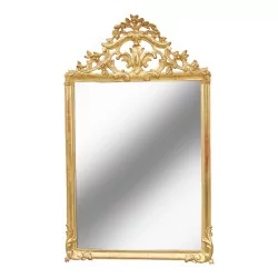 Grand miroir avec cadre en bois doré, fronton orné de fleurs …