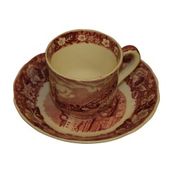 Dîner coloris rouge en porcelaine comprenant :  6 assiettes à