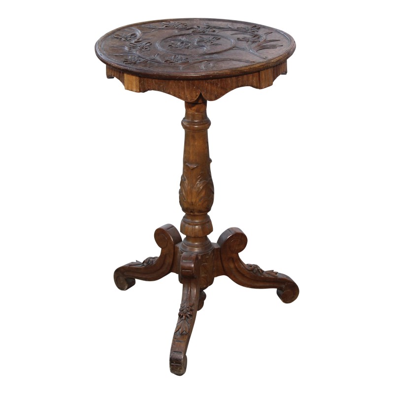 Brienz wooden pedestal table with carved decoration on … - Moinat - End tables, Bouillotte tables, Bedside tables, Pedestal tables Brienz wooden pedestal table with carved decoration on … - Moinat - End tables, Bouillotte tables, Bedside tables, Pedestal tables