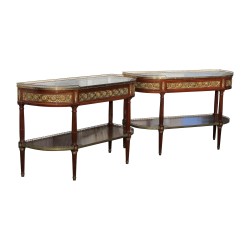 Paire de consoles Louis XVI en acajou monté sur chêne, dessus …