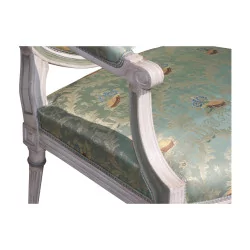 Paire de fauteuils de style Louis XVI modèle “Cheverny” en …