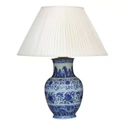 Lampe en porcelaine de Chine coloris bleu et blanc avec
