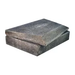 Box in carbon-coloured shagreen, wooden structure …