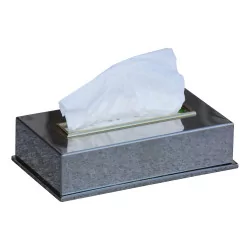 Tissue box in shiny chrome-plated brass. Manufacturing