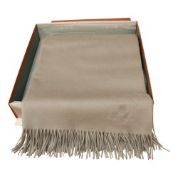 Plaid 100% cachemire de la maison Loro Piana modèle UNITO,