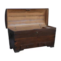 Viking style travel chest with 2 drawers at the bottom, 1 …