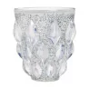 RAMPILLON model vase, in colorless pressed glass with a milky look… - Moinat - Boxes, Urns, Vases