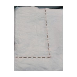 Nappe de la collection LUIZ en lin coloris blanc avec un …