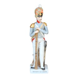 Soldat en porcelaine “Grenadier de la Garde” 20ème siècle