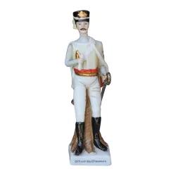 Soldat en porcelaine “Officier des Chasseurs” 20ème siècle