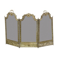 Louis XV-Firewall aus geprägtem Messing, mit 3 Fensterläden Um 1870, …