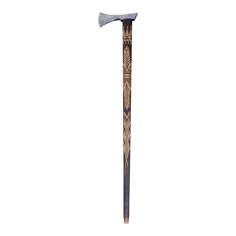 Canne de marche ou hache folklorique, manche en bois sculpté … - Moinat - Accessoires de décoration Canne de marche ou hache folklorique, manche en bois sculpté … - Moinat - Accessoires de décoration