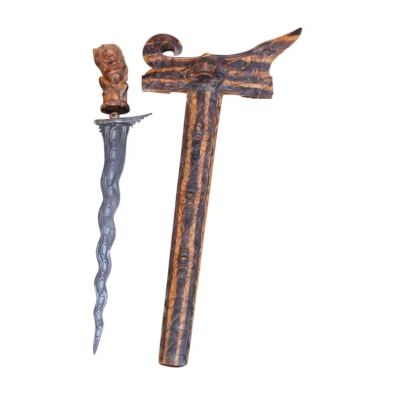 把刀或斧头用木雕和金属刀片制成，刀鞘在…… - Moinat - 装饰配件