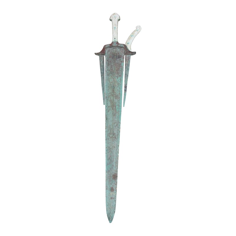 Épée avec manche en bois blanc ancien et lame en métal vert de … - Moinat - Accessoires de décoration Épée avec manche en bois blanc ancien et lame en métal vert de … - Moinat - Accessoires de décoration