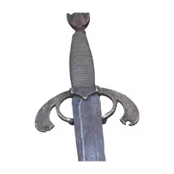 Épée, probablement celtique avec manche en bronze. 20ème …