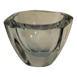 Vase coquille en cristal épais de Strömbergshyttan. Suède, …
