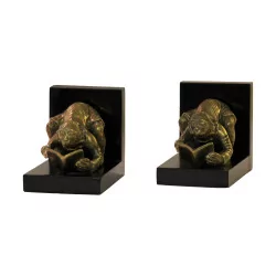 Pair of monkeys, metal and wood bookends.