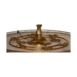 Lampe de table "Ombelle" sur pied en bronze richement décoré.