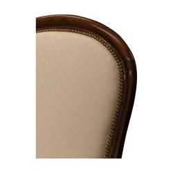 Fauteuil Voltaire en bois de noyer recouvert de tissu blanc, 2