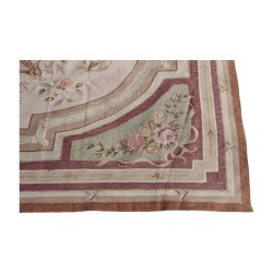 Aubusson 地毯颜色：橙色、米色、紫色、粉色、绿色和……