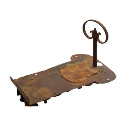 Grande serrure ancienne en fer forgé avec clé d'origine. 20ème …