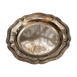 Assiette en argent, provenance de la succession Famille …