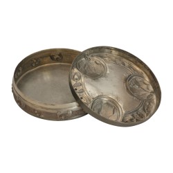 matte Blechdose mit Deckel. 20. Jahrhundert