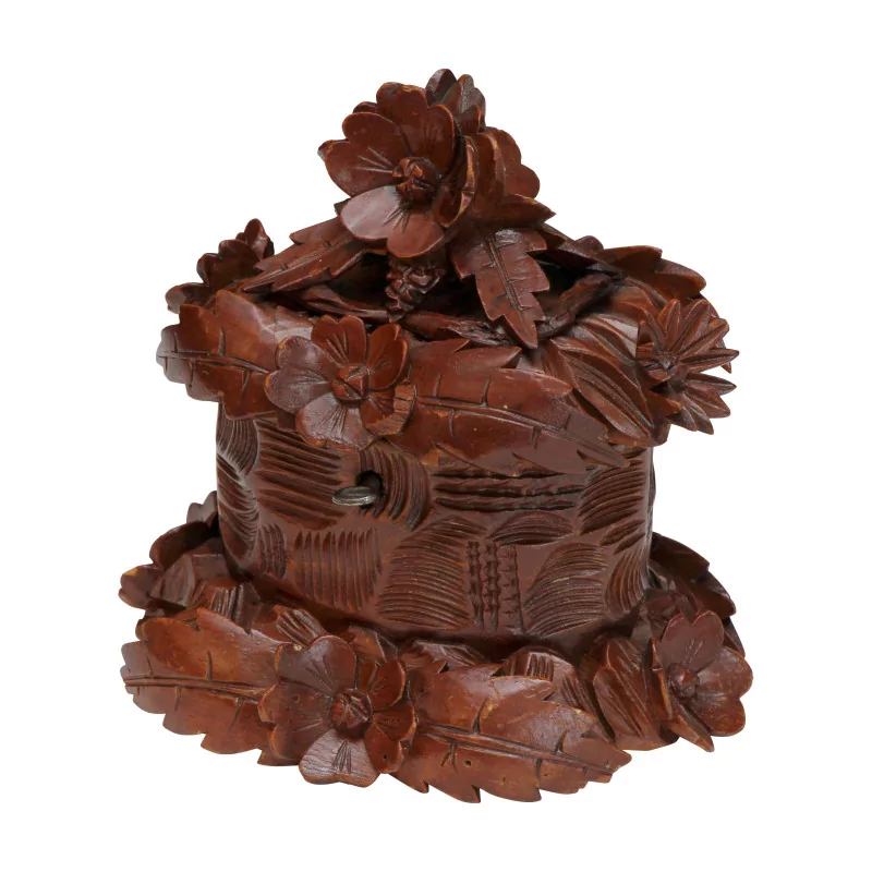 Boîte de Brienz en bois sculpté. Suisse, 19ème siècle. - Moinat - Boites, Urnes, Vases