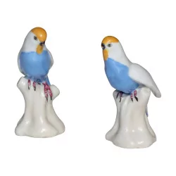 Paire de perroquets en porcelaine peinte "Couple" coloris