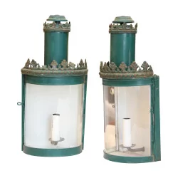 Pair of lanterns in green and gold painted sheet metal, 1 …