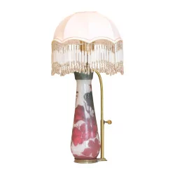 Daum Vase montiert als Lampe mit Lampenschirm. Frankreich Paris), …