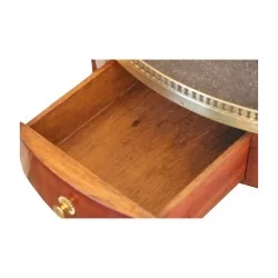 Louis XVI Warmwassertisch aus Mahagoni auf Eiche montiert, mit 2 …