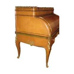 张微型书桌，署名鲁永，19 世纪巴黎细木匠