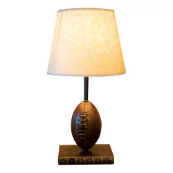 Lampe de chevet ou bureau reproduction d'un ballon de rugbyl …