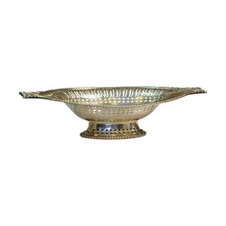 个 925 银椭圆杯，署名于 base Goldsmith & …