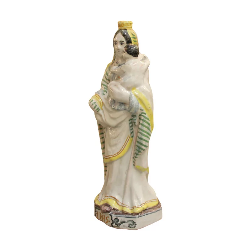 Vierge à l'enfant debout, vêtue d'une robe blanche et un voile … - Moinat - Porcelaine