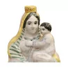 Vierge à l'enfant debout, vêtue d'une robe blanche et un voile … - Moinat - Porcelaine