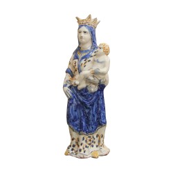 Vierge couronnée à l'enfant debout, vêtue d'une robe blanche …