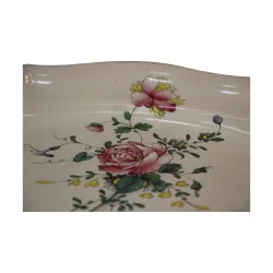 earthenware dish with contoured edge with polychrome decoration of flowers...