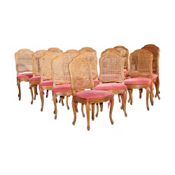 Ein Louis XV-Stuhl aus Buchenholz mit Patina
