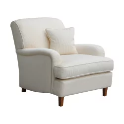 comfortable armchair with seat with hanging front,